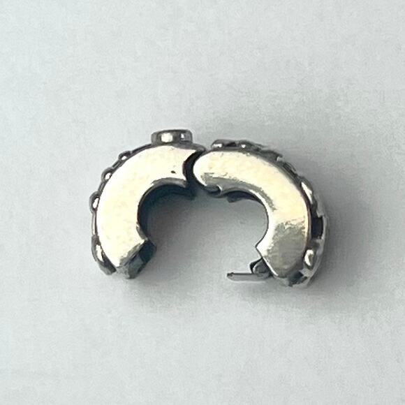 PANDORA Sterling Silver Clear CZ Tendril Swirl Clip Rare Retired Bead Charm - Picture 4 of 9